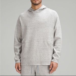 Men’s Lululemon XS At Ease Hoodie in Heathered Melody Light Grey/Black
